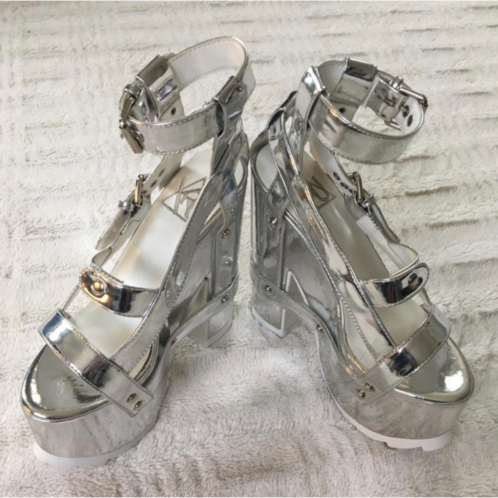 YRU Nightcall Heels Chrome